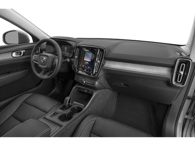 2023 Volvo XC40 Ultimate Bright Theme