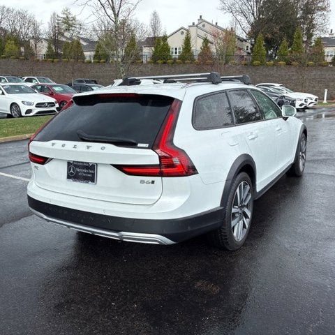2023 Volvo V90 Cross Country Ultimate