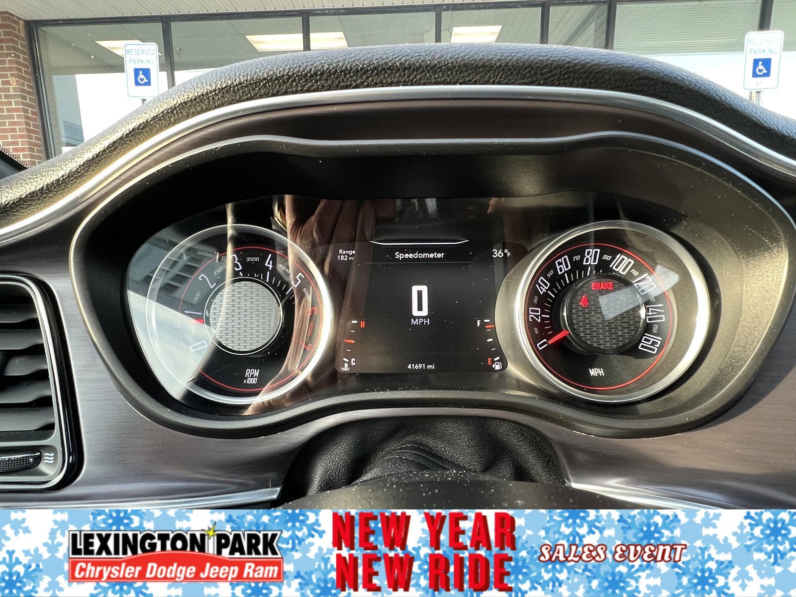 2016 Dodge Challenger R/T Shaker