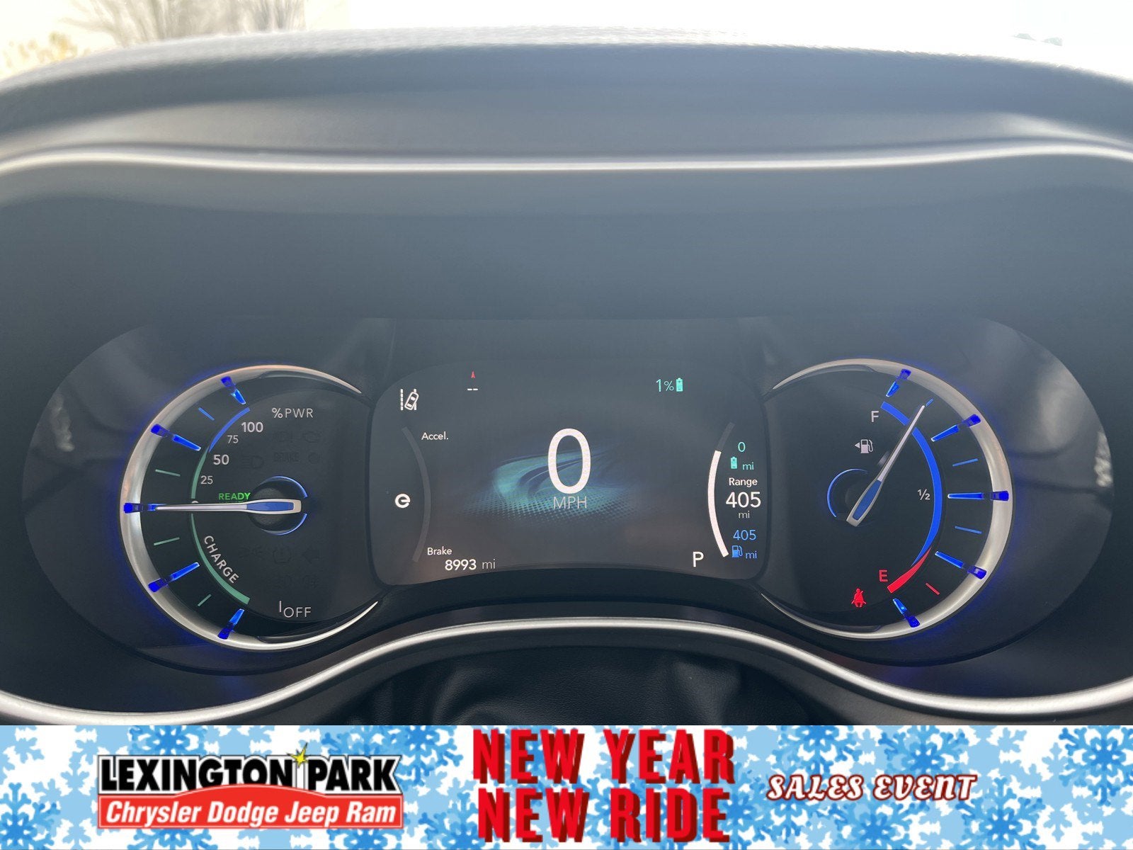 2024 Chrysler Pacifica Hybrid Select