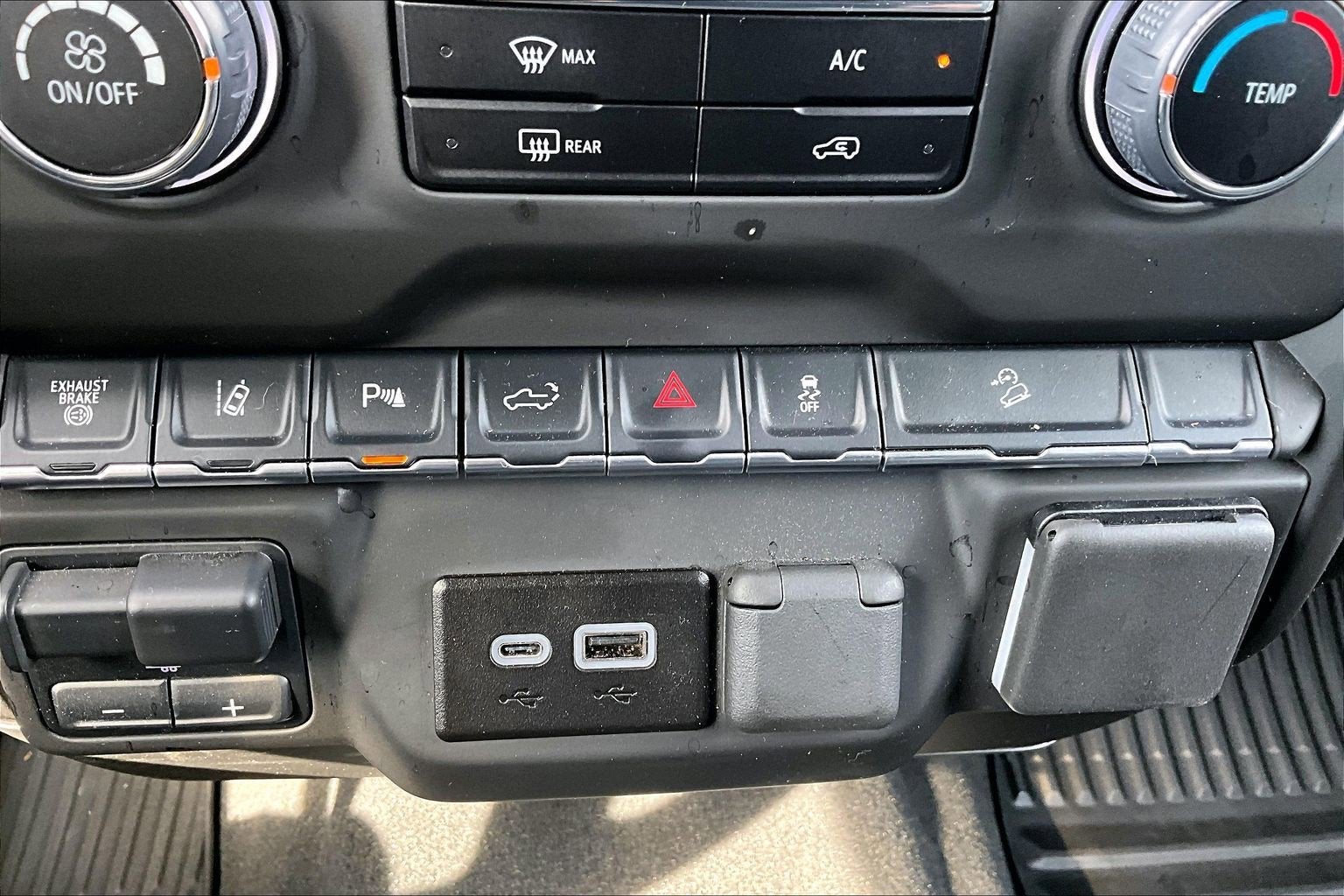 2025 Chevrolet Silverado 2500 HD Custom