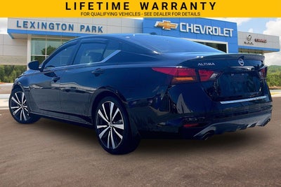 2022 Nissan Altima SR FWD