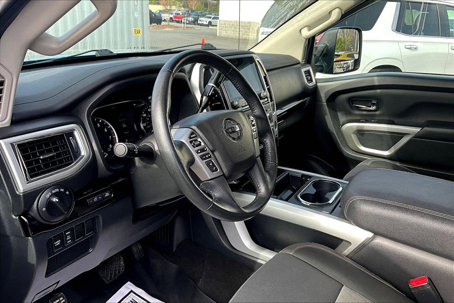2020 Nissan TITAN King Cab SV 4x4