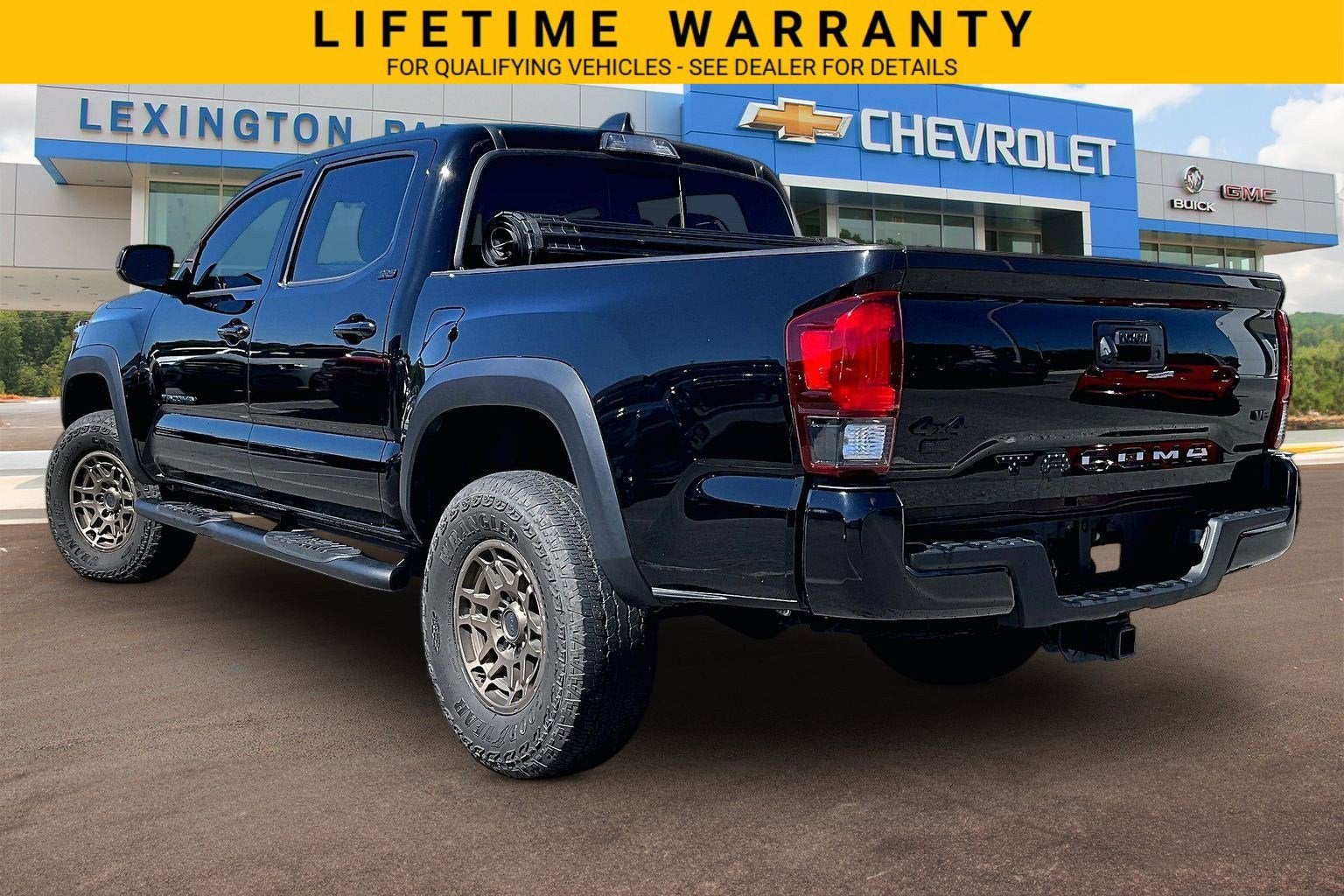 2022 Toyota Tacoma 4WD SR