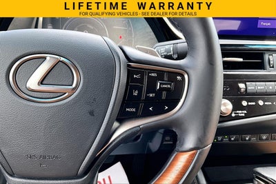 2024 Lexus ES ES 300h Ultra Luxury