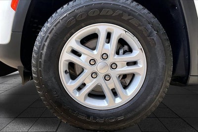 2023 Jeep Grand Cherokee Laredo