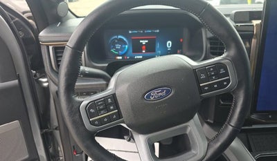 2024 Ford F-150 Lightning LARIAT