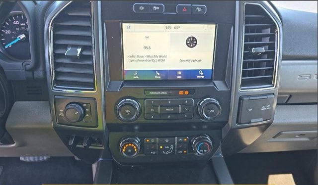 2022 Ford Super Duty F-350 SRW XLT