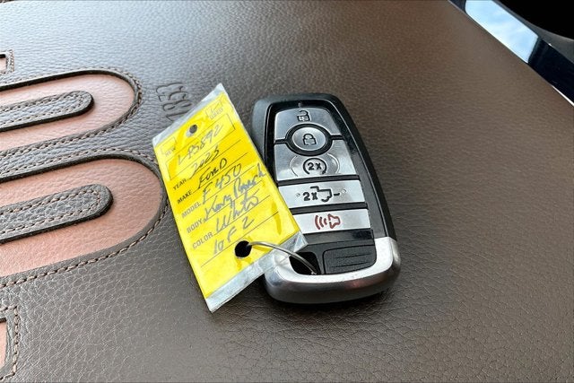 2023 Ford Super Duty F-450 DRW King Ranch