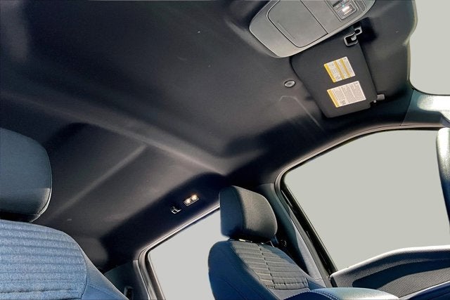 2022 Ford F-150 STX 4WD V8
