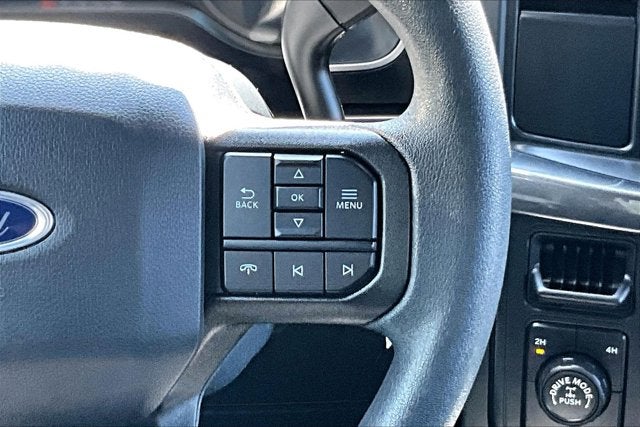 2022 Ford F-150 STX 4WD V8