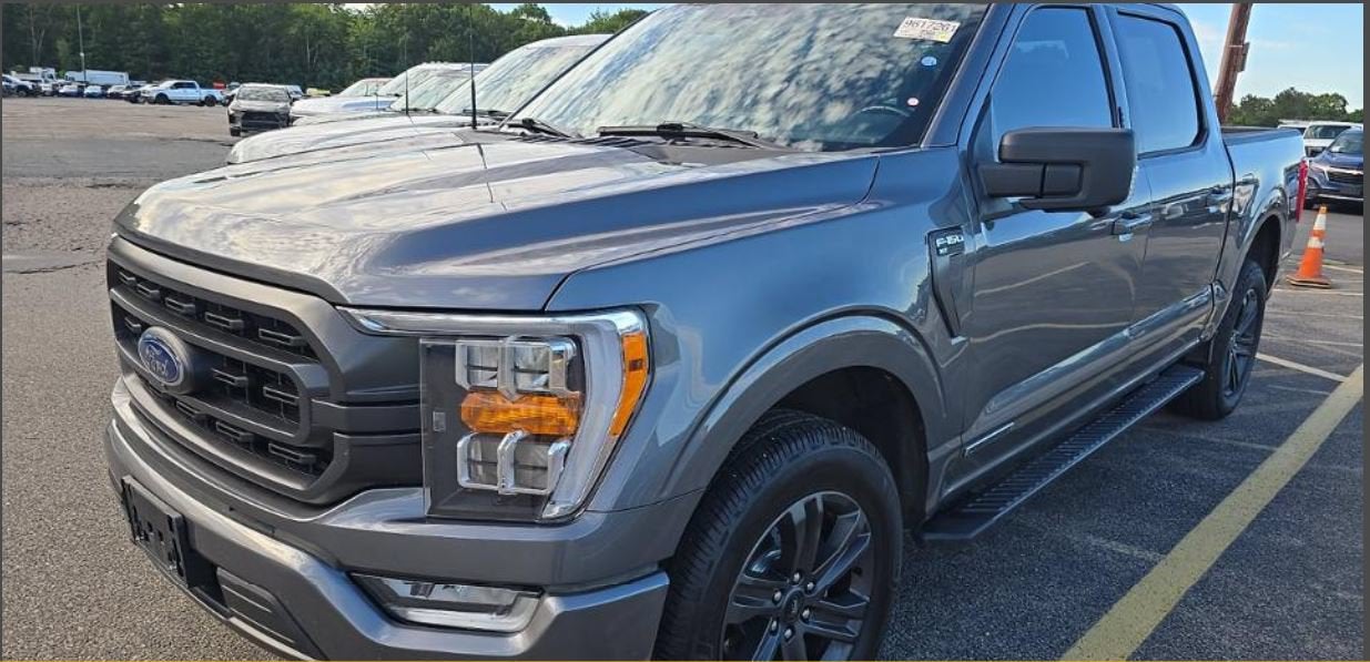 2023 Ford F-150 XLT SPORT