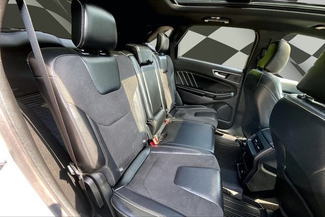 2020 Ford Edge ST
