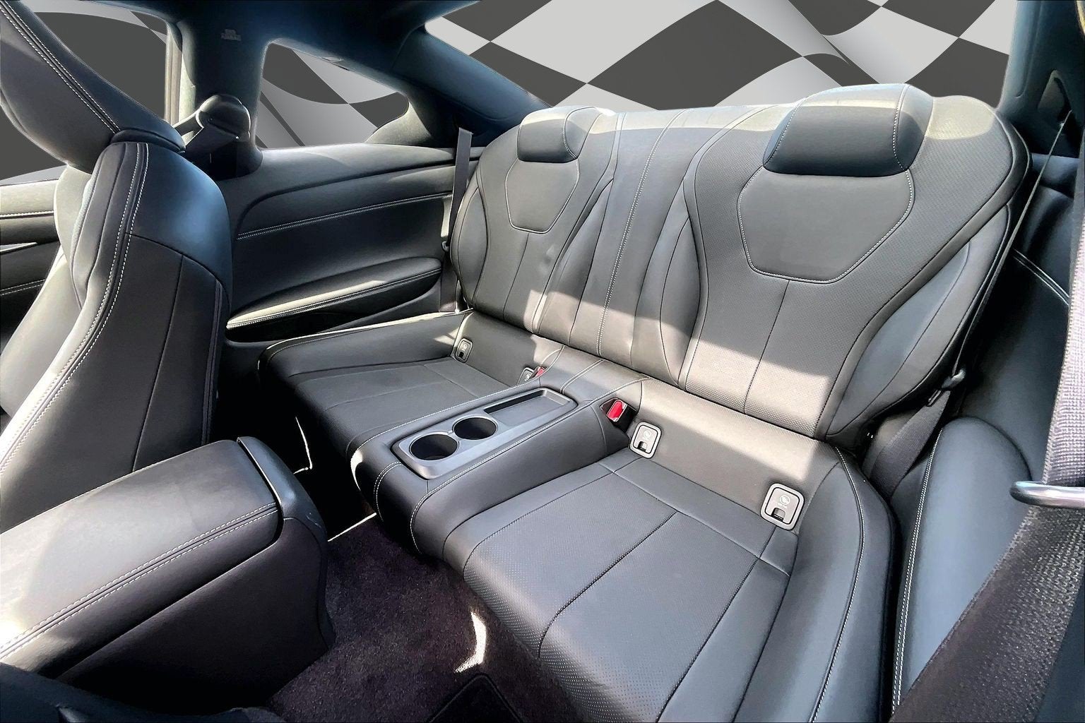 2022 INFINITI Q60 LUXE