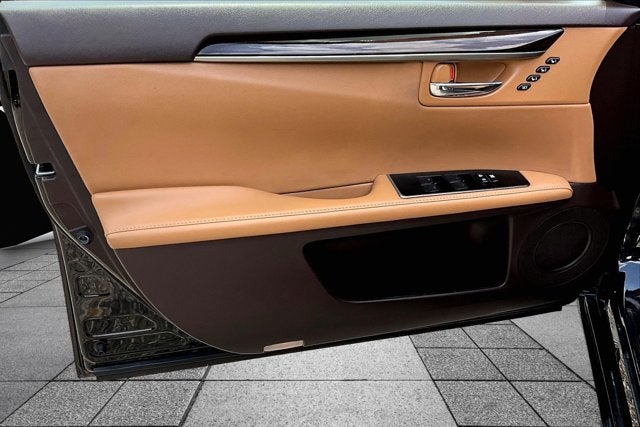 2016 Lexus ES 350 4dr Sdn