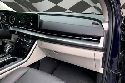 2024 Kia Carnival LX