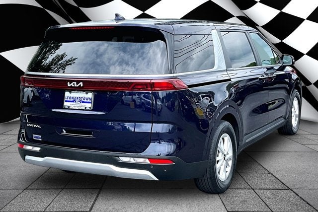 2024 Kia Carnival LX