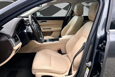 2017 Jaguar XF 35t Premium
