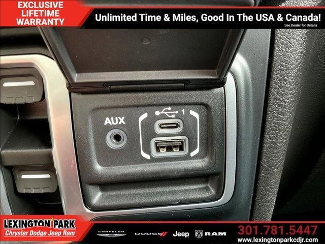2025 Jeep Wrangler 4-Door Summit 4x4