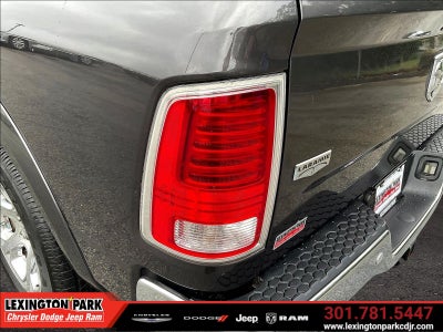 2018 RAM 1500 Laramie Crew Cab 4x4 5'7' Box