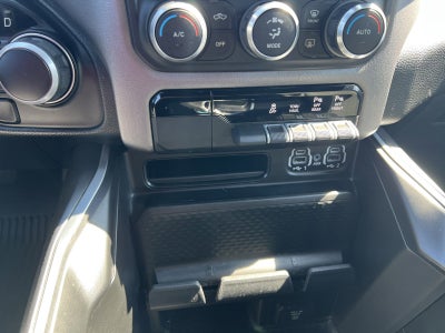 2023 RAM 1500 Big Horn Crew Cab 4x4 5'7' Box