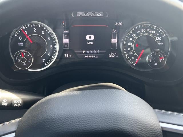 2022 RAM 1500 Big Horn Crew Cab 4x4 5'7' Box