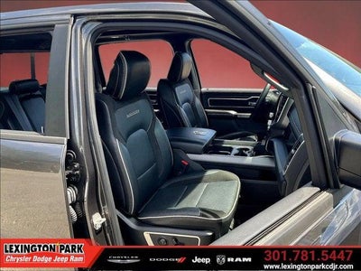 2024 RAM 1500 Laramie Crew Cab 4x4 5'7' Box