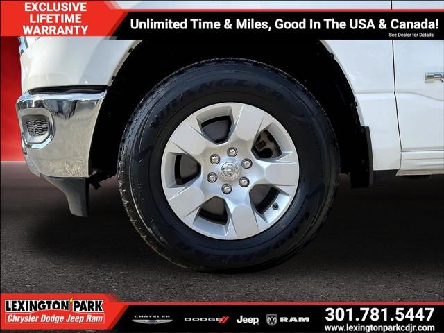 2023 RAM 1500 Big Horn Crew Cab 4x4 6'4' Box