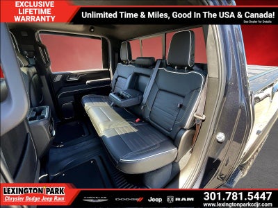 2024 GMC Sierra 2500HD 4WD Crew Cab Standard Bed AT4X