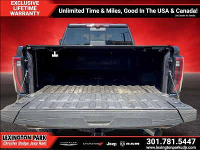 2024 GMC Sierra 2500HD 4WD Crew Cab Standard Bed AT4X