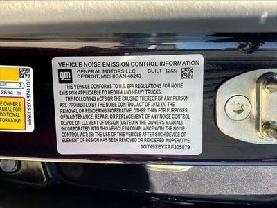 2024 GMC Sierra 2500HD 4WD Crew Cab Standard Bed AT4X