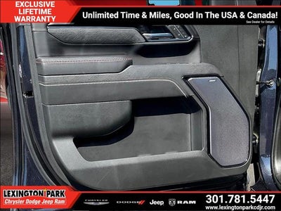 2024 GMC Sierra 2500HD 4WD Crew Cab Standard Bed AT4X