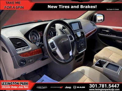 2015 Chrysler Town & Country Touring