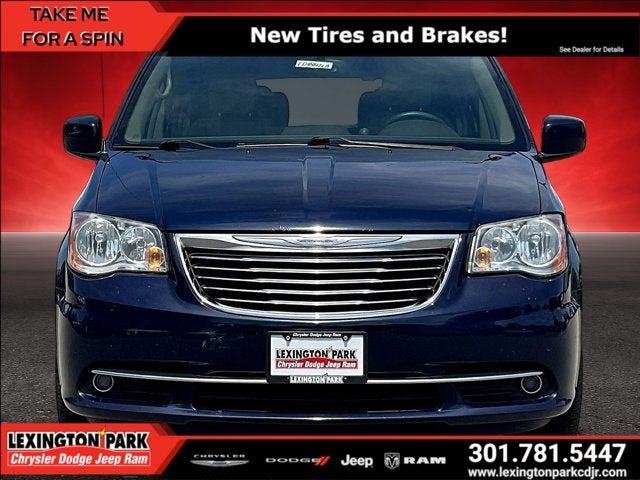 2015 Chrysler Town & Country Touring