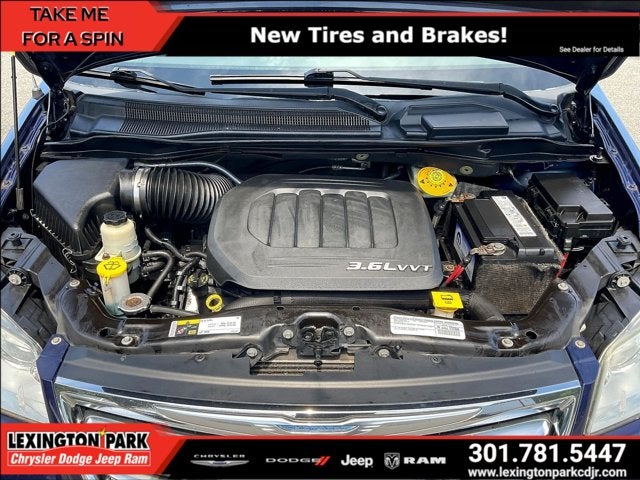 2015 Chrysler Town & Country Touring