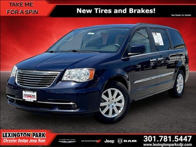 2015 Chrysler Town & Country Touring