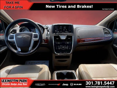 2015 Chrysler Town & Country Touring
