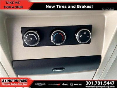 2015 Chrysler Town & Country Touring