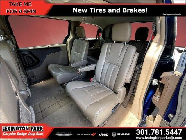 2015 Chrysler Town & Country Touring