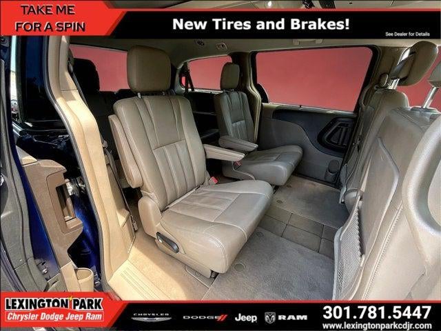 2015 Chrysler Town & Country Touring