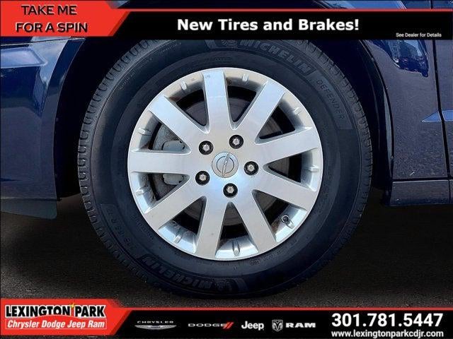 2015 Chrysler Town & Country Touring