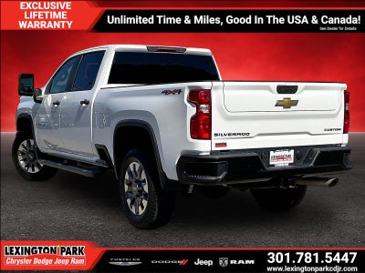 2024 Chevrolet Silverado 2500HD 4WD Crew Cab Standard Bed Custom