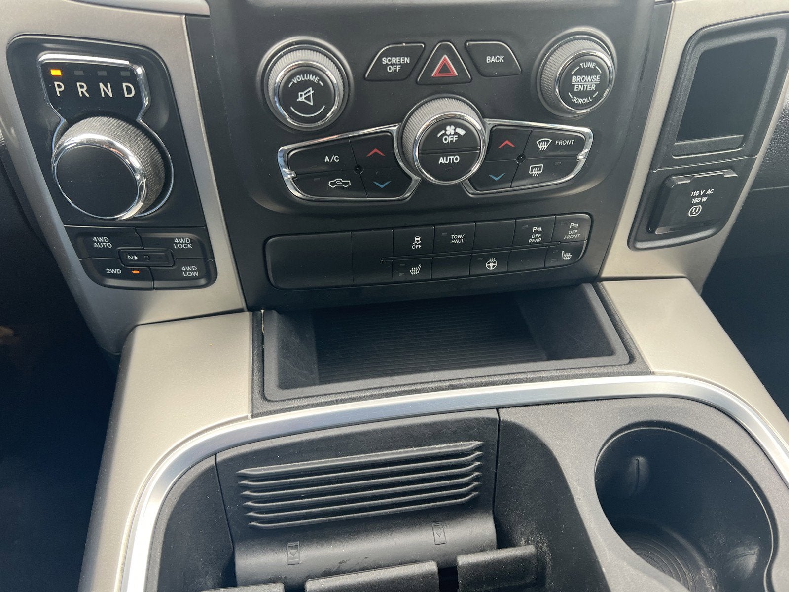 2016 RAM 1500 Big Horn