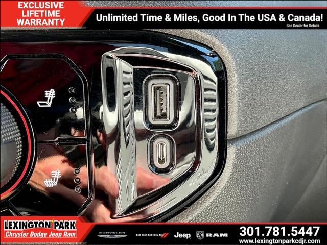 2022 Chevrolet Silverado 1500 4WD Crew Cab Short Bed LT with 2FL