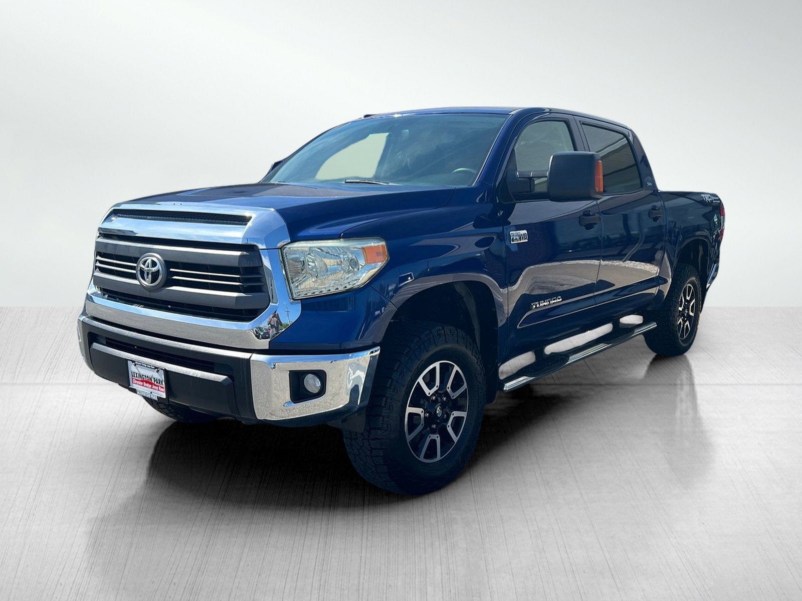 2014 Toyota Tundra SR5 5.7L V8
