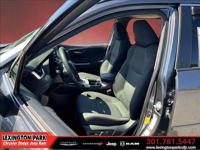 2021 Toyota RAV4 Hybrid XLE