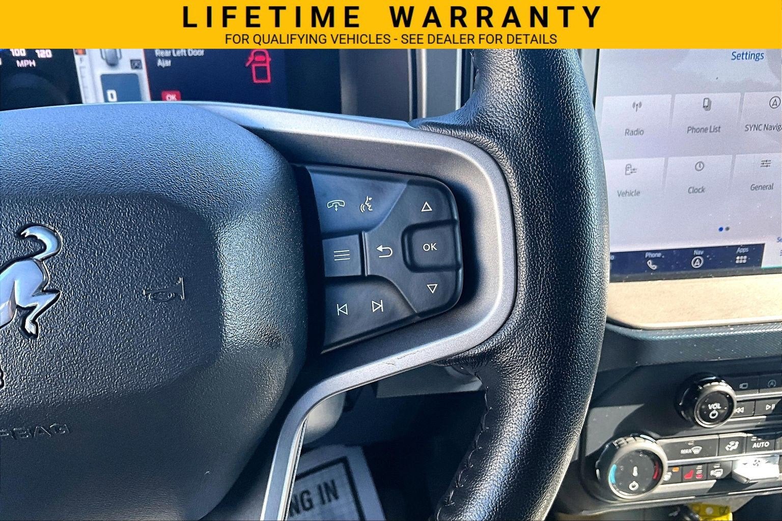 2022 Ford Bronco Base