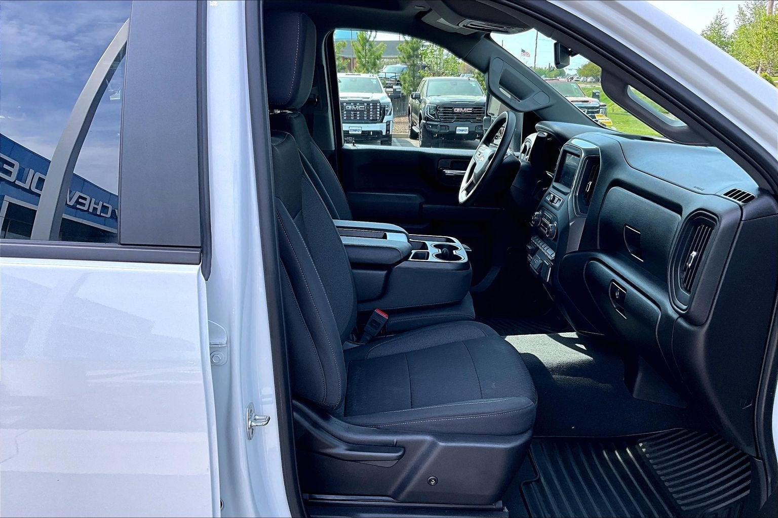 2025 Chevrolet Silverado 2500HD Custom