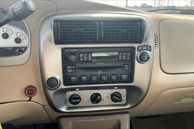 2005 Ford Explorer Sport Trac XLS