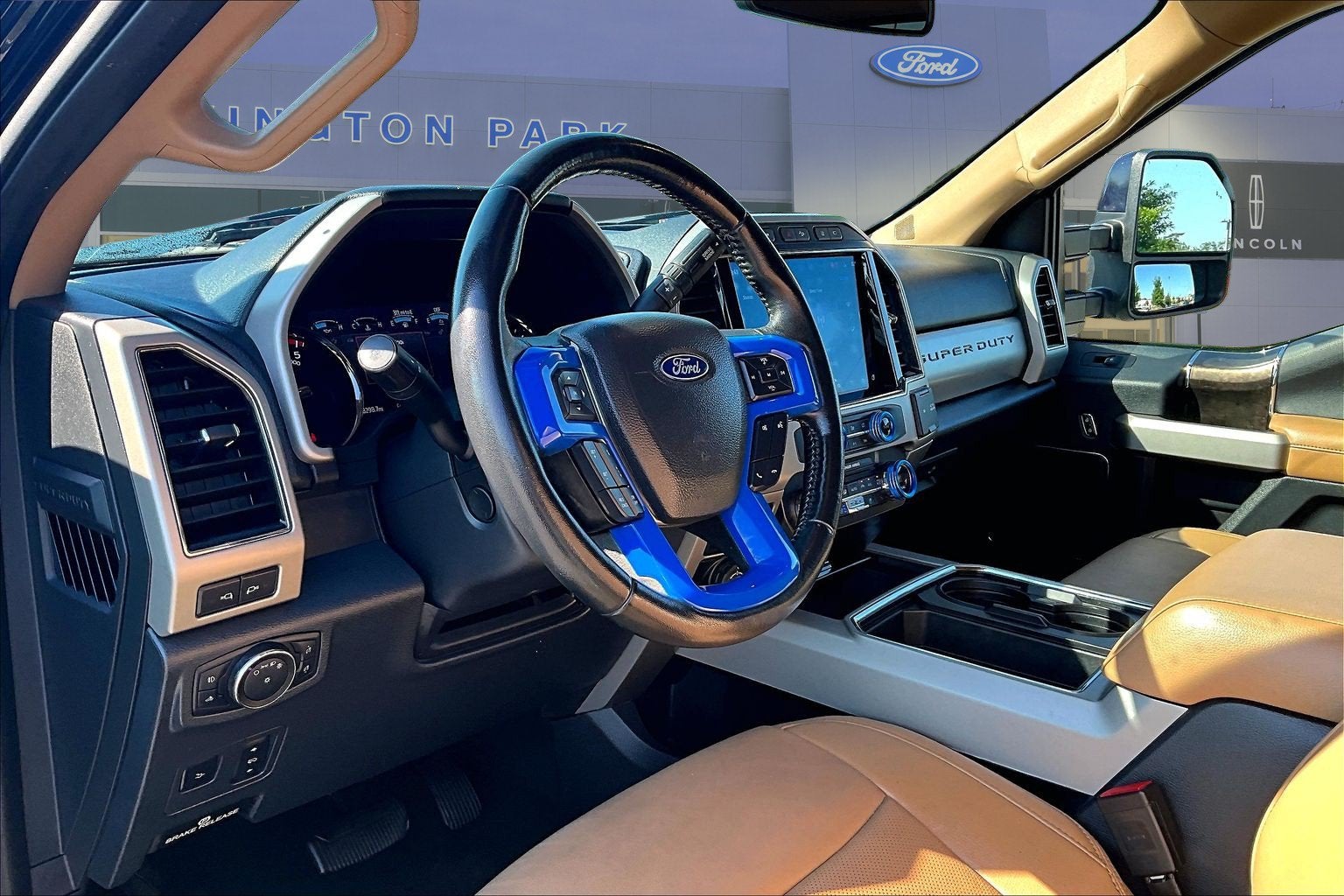 2022 Ford Super Duty F-350 SRW LARIAT